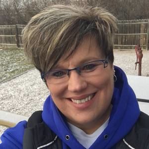 Meet your Posher, Carla